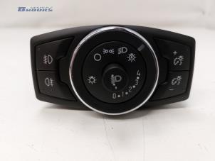 Gebruikte Licht Schakelaar Ford Focus 3 Wagon 1.0 Ti-VCT EcoBoost 12V 125 Prijs € 25,00 Margeregeling aangeboden door Autobedrijf Brooks