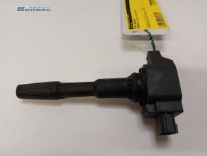 Gebruikte Pen Bobine Renault Clio IV (5R) 0.9 Energy TCE 90 12V Prijs € 10,00 Margeregeling aangeboden door Autobedrijf Brooks