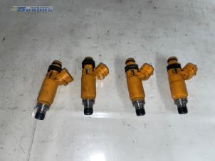 Gebruikte Injector (benzine injectie) Suzuki Alto (RF410) 1.1 16V Prijs € 20,00 Margeregeling aangeboden door Autobedrijf Brooks