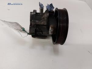 Servopomp van een Saab 9-5 Estate (YS3E) 1.9 TiD 16V 2007