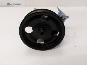 Servopomp van een Saab 9-5 Estate (YS3E) 1.9 TiD 16V 2007