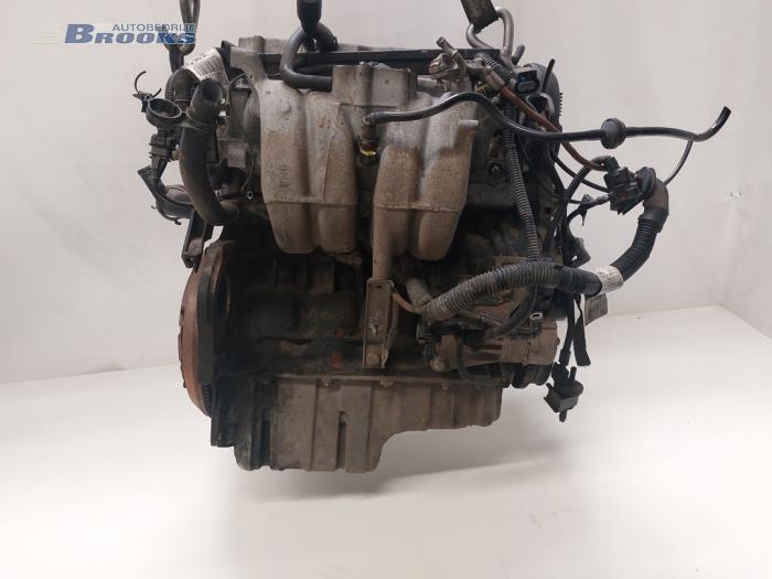 Motor van een Opel Corsa C (F08/68) 1.8 16V GSi 2005