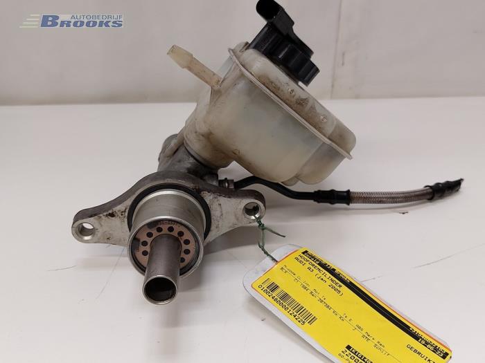 Hoofdremcilinder van een Audi A3 Sportback (8PA) 2.0 FSI 16V 2005