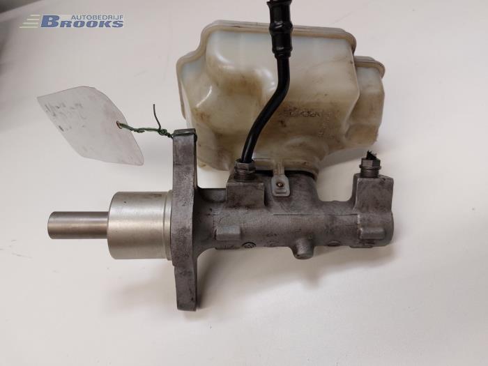 Hoofdremcilinder van een Audi A3 Sportback (8PA) 2.0 FSI 16V 2005