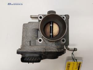 Gebruikte Gasklephuis Mazda 2 (DE) 1.3 16V MZR Prijs € 30,00 Margeregeling aangeboden door Autobedrijf Brooks