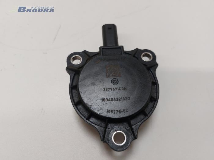 Gebruikte Nokkenas Sensor Mercedes A (177.0) 1.3 A-200 Turbo 16V Prijs € 10,00 Margeregeling aangeboden door Autobedrijf Brooks