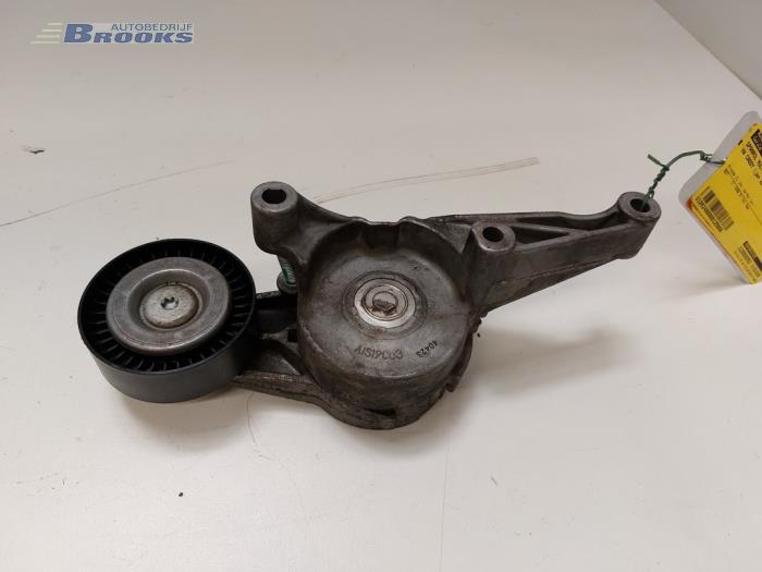 Gebruikte Spanrol Multiriem Volkswagen Caddy III (2KA,2KH,2CA,2CH) 2.0 SDI Prijs € 15,00 Margeregeling aangeboden door Autobedrijf Brooks
