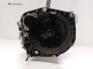 Gebruikte Versnellingsbak Alfa Romeo 147 (937) 1.6 Twin Spark 16V Prijs € 100,00 Margeregeling aangeboden door Autobedrijf Brooks