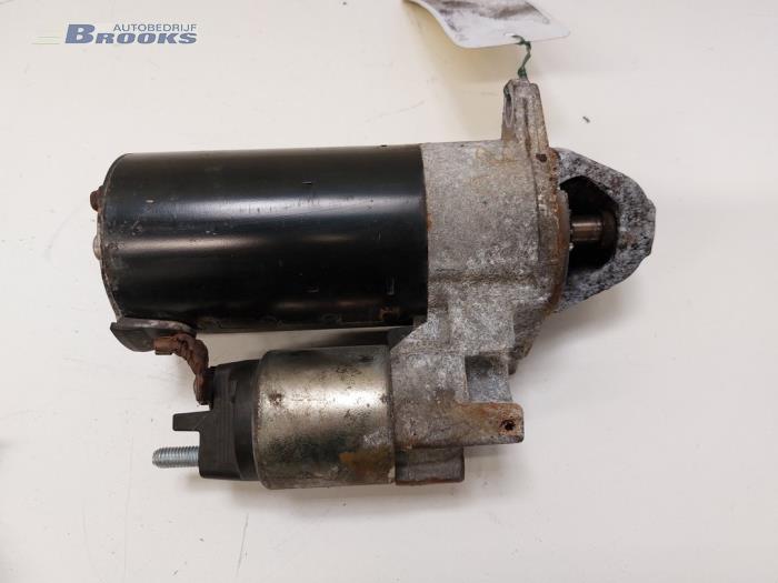 Gebruikte Startmotor Mercedes A (W169) 2.0 A-180 CDI 16V 5-Drs. Prijs € 15,00 Margeregeling aangeboden door Autobedrijf Brooks