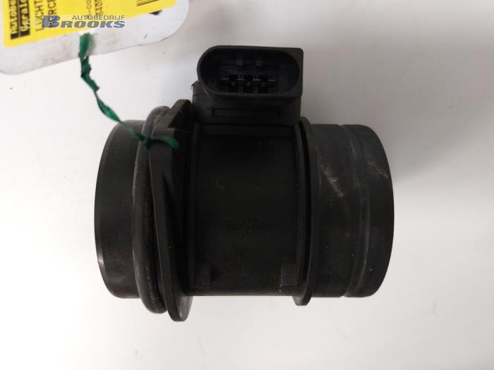 Gebruikte Luchtmassameter Mercedes A (W169) 2.0 A-180 CDI 16V 5-Drs. Prijs € 20,00 Margeregeling aangeboden door Autobedrijf Brooks