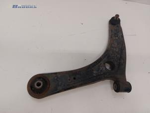 Gebruikte Draagarm links-voor Mitsubishi ASX 1.6 MIVEC 16V Prijs € 50,00 Margeregeling aangeboden door Autobedrijf Brooks