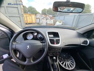 Gebruikte Schakelaar Richtingaanwijzer Peugeot 206+ (2L/M) 1.4 XS Prijs € 30,00 Margeregeling aangeboden door Autobedrijf Brooks