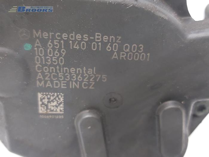 Uitlaat gasklep (EGR) van een Mercedes-Benz Sprinter 5t (906.15/906.25) 516 CDI 16V 2010