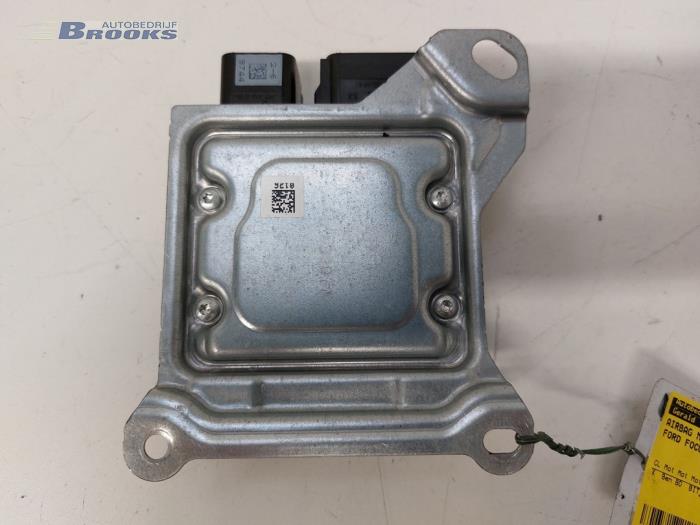 Module Airbag van een Ford Focus 3 Wagon 1.0 Ti-VCT EcoBoost 12V 125 2014
