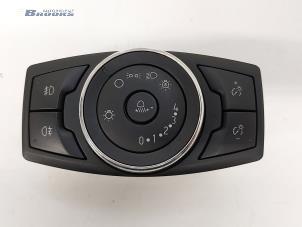 Gebruikte Licht Schakelaar Ford Ranger 2.0 EcoBlue 16V 4x4 Prijs € 30,00 Margeregeling aangeboden door Autobedrijf Brooks