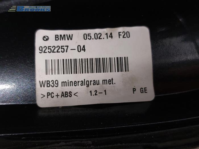 GPS Antenne van een BMW 3 serie Touring (F31) 316i 1.6 16V 2014