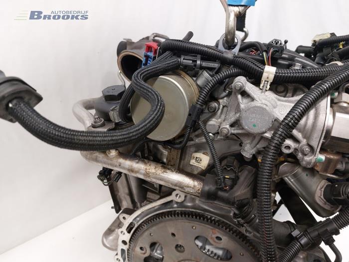 Motor van een BMW 3 serie Touring (F31) 316i 1.6 16V 2014