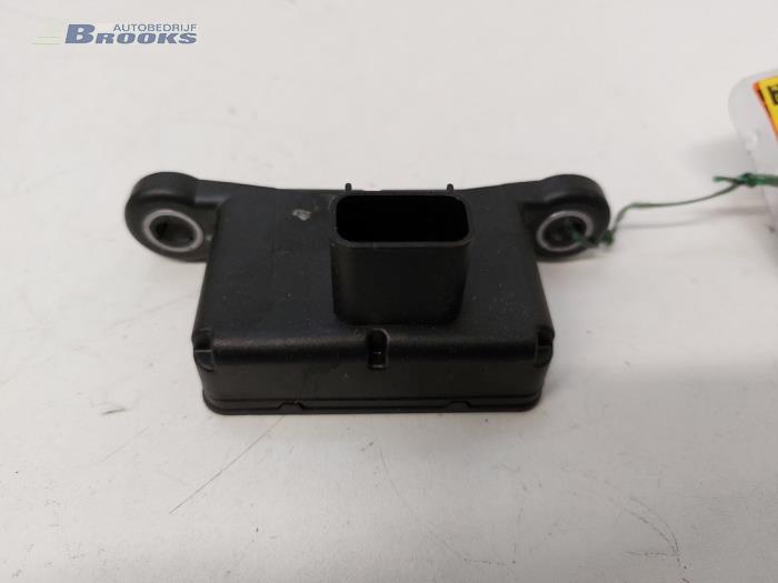 Gebruikte Esp Duo Sensor Opel Astra J Sports Tourer (PD8/PE8/PF8) 1.6 CDTI 16V Prijs € 30,00 Margeregeling aangeboden door Autobedrijf Brooks