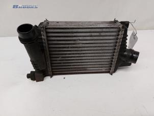 Gebruikte Intercooler Renault Clio IV (5R) 1.5 Energy dCi 90 FAP Prijs € 25,00 Margeregeling aangeboden door Autobedrijf Brooks