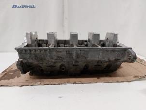 Cilinderkop van een Volkswagen Caddy III (2KA,2KH,2CA,2CH) 1.9 TDI 2008