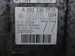 Aircopomp van een Mercedes-Benz S (W221) 3.5 S-350 24V 2009