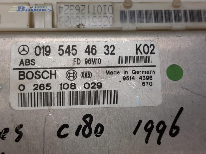 ABS Computer van een Mercedes-Benz C (W202) 1.8 C-180 16V 1996