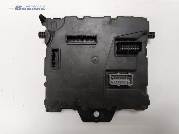 Gebruikte Module Bodycontrol Renault Kangoo Express (FW) 1.5 dCi 70 Prijs € 50,00 Margeregeling aangeboden door Autobedrijf Brooks