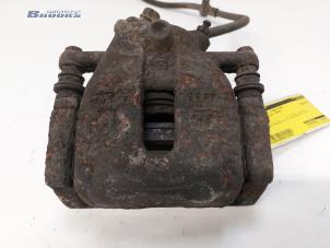 Gebruikte Remklauw (Tang) links-voor Suzuki Swift (ZA/ZC/ZD1/2/3/9) 1.3 VVT 16V Prijs € 15,00 Margeregeling aangeboden door Autobedrijf Brooks