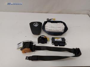 Gebruikte Airbag Set + Module Opel Insignia Sports Tourer 2.0 CDTI 16V 160 Ecotec Prijs € 250,00 Margeregeling aangeboden door Autobedrijf Brooks