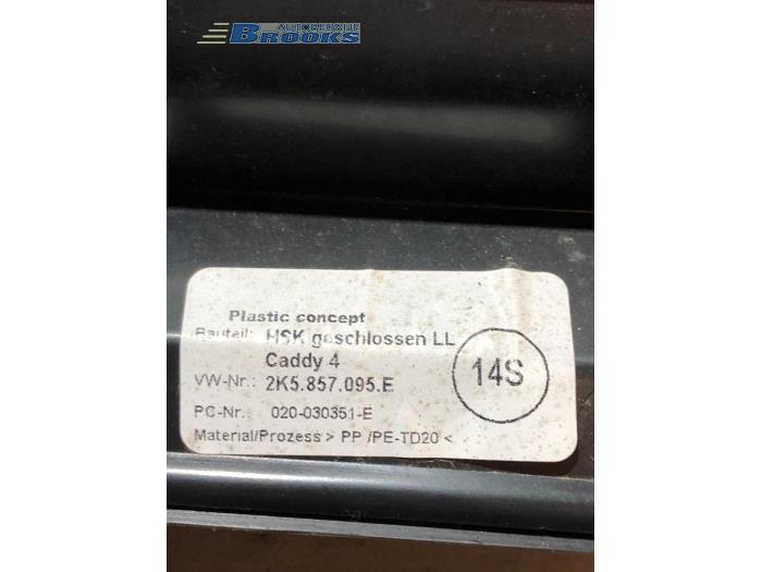 Dashboardkastje van een Volkswagen Caddy IV 2.0 TDI 102 2019