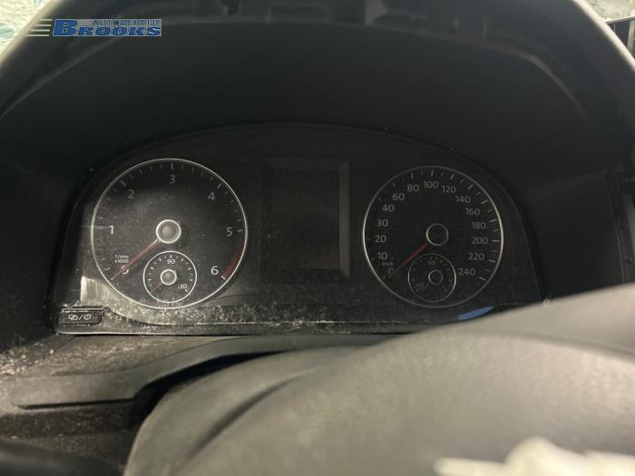 Tellerklok van een Volkswagen Caddy IV 2.0 TDI 102 2019