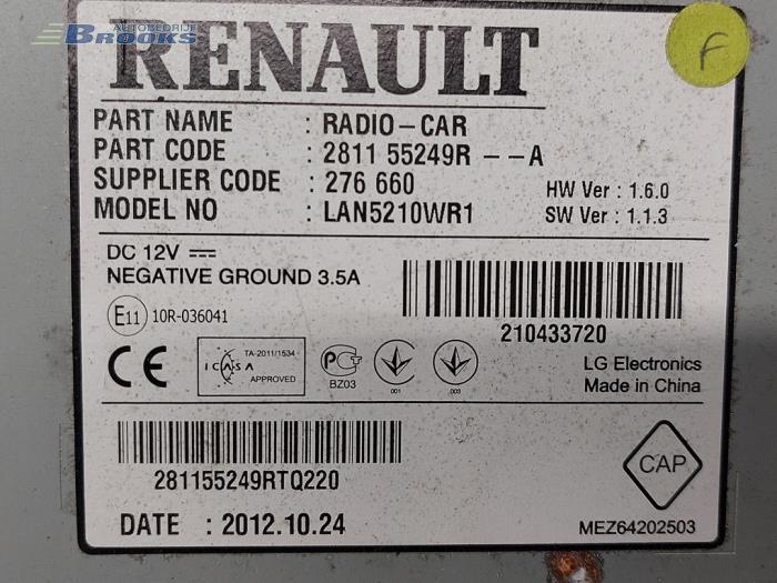Navigatie Systeem van een Renault Clio IV (5R) 0.9 Energy TCE 90 12V 2013