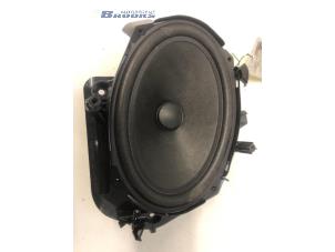 Gebruikte Speaker BMW i3 (I01) i3s 120Ah Prijs € 30,00 Margeregeling aangeboden door Autobedrijf Brooks