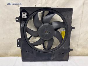 Gebruikte Koelvin Peugeot 208 I (CA/CC/CK/CL) 1.2 Vti 12V PureTech 82 Prijs € 30,00 Margeregeling aangeboden door Autobedrijf Brooks