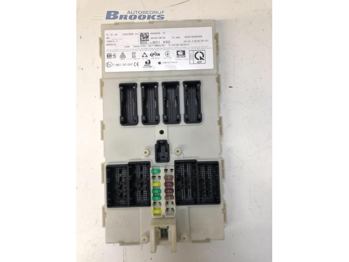 Gebruikte Computer Body Control BMW i3 (I01) i3s 120Ah Prijs € 100,00 Margeregeling aangeboden door Autobedrijf Brooks