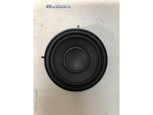 Gebruikte Speaker BMW i3 (I01) i3s 120Ah Prijs € 10,00 Margeregeling aangeboden door Autobedrijf Brooks