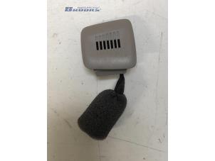 Gebruikte Microfoon BMW i3 (I01) i3s 120Ah Prijs € 10,00 Margeregeling aangeboden door Autobedrijf Brooks