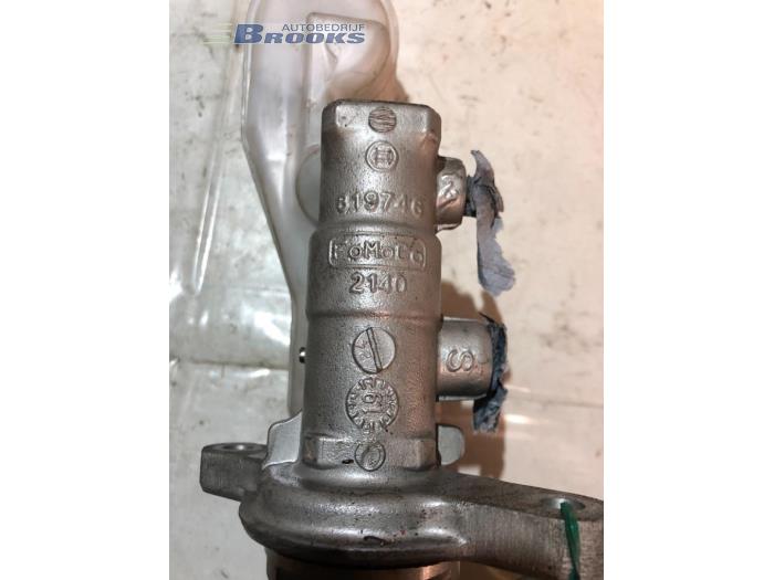 Hoofdremcilinder van een Ford Ranger 2.0 EcoBlue 16V 4x4 2020