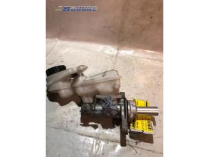 Gebruikte Hoofdremcilinder Ford Ranger 2.0 EcoBlue 16V 4x4 Prijs € 50,00 Margeregeling aangeboden door Autobedrijf Brooks