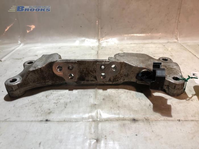 Gebruikte Motorrubber Citroen C3 Picasso (SH) 1.6 16V VTI 120 Prijs € 20,00 Margeregeling aangeboden door Autobedrijf Brooks