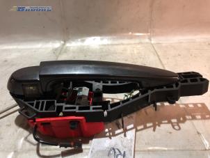 Gebruikte Deurgreep 4Deurs rechts-voor BMW 3 serie Touring (F31) 316i 1.6 16V Prijs € 25,00 Margeregeling aangeboden door Autobedrijf Brooks