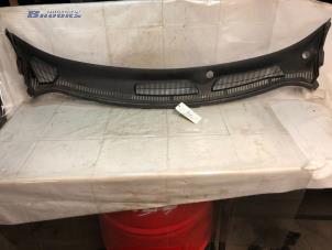 Gebruikte Paravent Ford Fiesta 6 (JA8) 1.0 Ti-VCT 12V 65 Prijs € 25,00 Margeregeling aangeboden door Autobedrijf Brooks