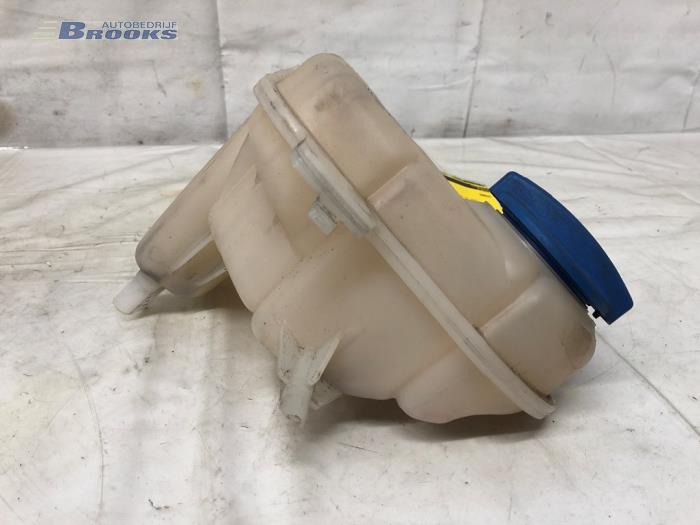 Expansievat van een Audi A6 Avant (C6) 2.7 TDI V6 24V 2011