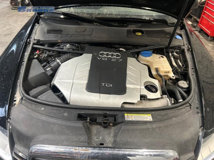 Expansievat van een Audi A6 Avant (C6) 2.7 TDI V6 24V 2011