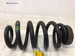 Gebruikte Veerschroef achter Audi A6 Avant (C6) 2.7 TDI V6 24V Prijs € 20,00 Margeregeling aangeboden door Autobedrijf Brooks