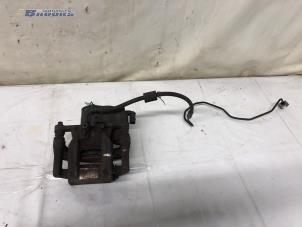 Gebruikte Remklauw (Tang) rechts-achter Citroen C4 Grand Picasso (3A) 1.2 12V PureTech 130 Prijs € 40,00 Margeregeling aangeboden door Autobedrijf Brooks