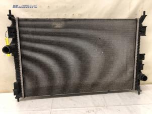 Gebruikte Radiateur Citroen C4 Grand Picasso (3A) 1.2 12V PureTech 130 Prijs € 20,00 Margeregeling aangeboden door Autobedrijf Brooks