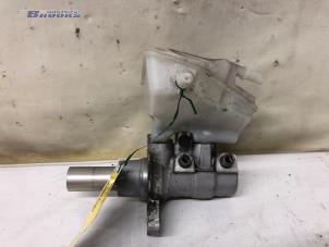 Gebruikte Hoofdremcilinder Citroen C4 Grand Picasso (3A) 1.2 12V PureTech 130 Prijs € 30,00 Margeregeling aangeboden door Autobedrijf Brooks