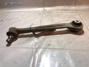 Gebruikte Draagarm boven rechts-voor Audi E-tron (GEN) 55 quattro Prijs € 40,00 Margeregeling aangeboden door Autobedrijf Brooks