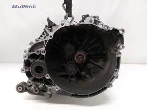 Gebruikte Versnellingsbak Volvo V40 (MV) 2.0 D2 16V Prijs € 250,00 Margeregeling aangeboden door Autobedrijf Brooks